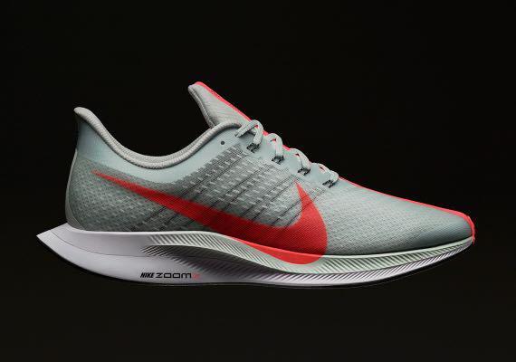 nike pegasus turbo35