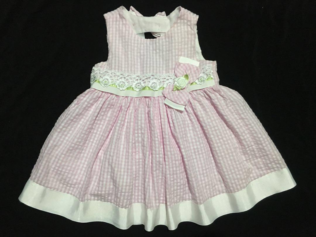 Pink & Yellow Checkered Baby Dress with Hat Bundle (Category: Babies & Kids Fashion) located in Manila. Submitted by rohsga (Listing ID 183299152, Image 3). Description: Pink Checkered Dress with matching checkered undies Size: 6-9mos but could fit up to 12mos Yellow Checkeres Dress Size 6-9mos Yellow Hat - NEW with TAG Price: 240 pesos #caroubundle.