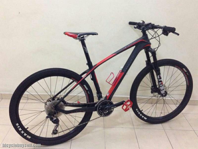 Missile hotsell carbon mtb