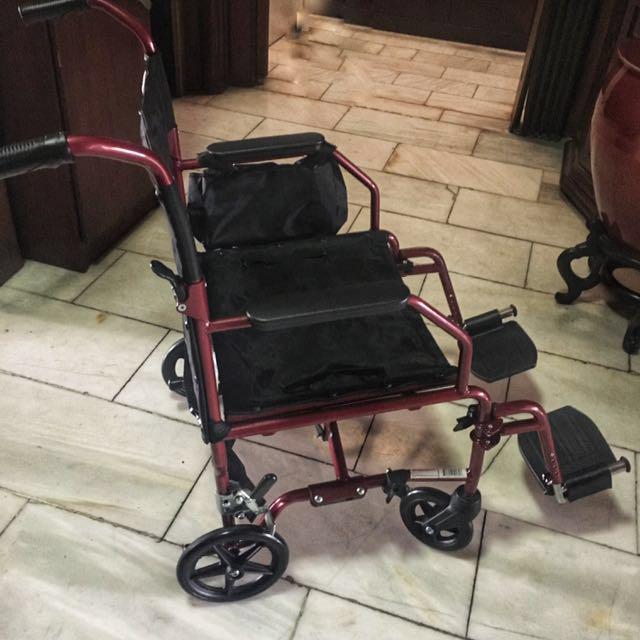 Walgreens Transport Chair, Everything Else, Others on Carousell