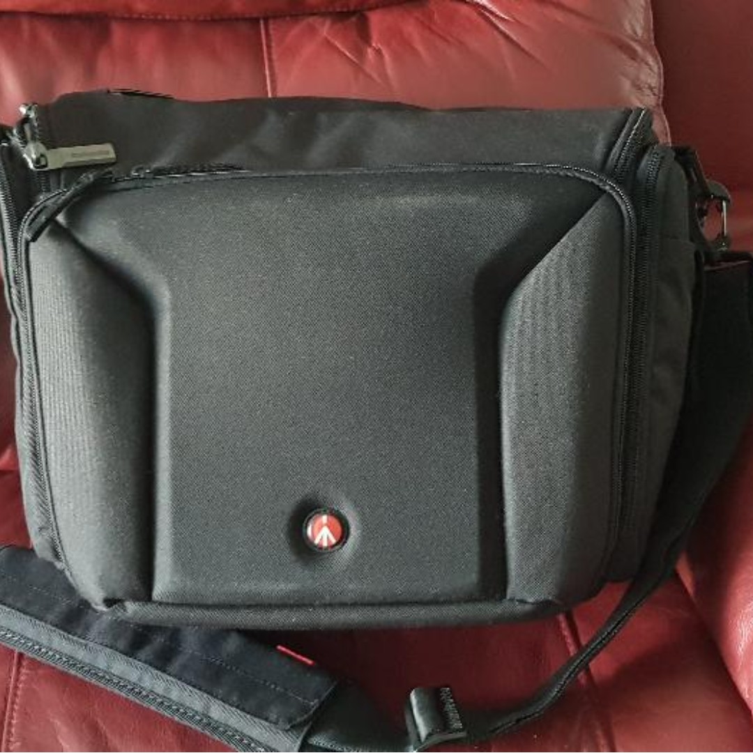 manfrotto professional shoulder bag 20