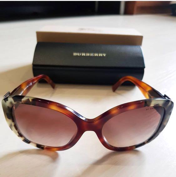 New Burberry sunglasses, Luxury 