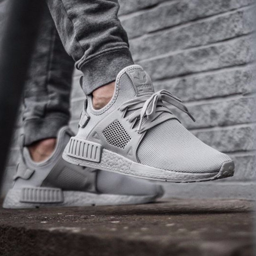 nmd xr1 silver