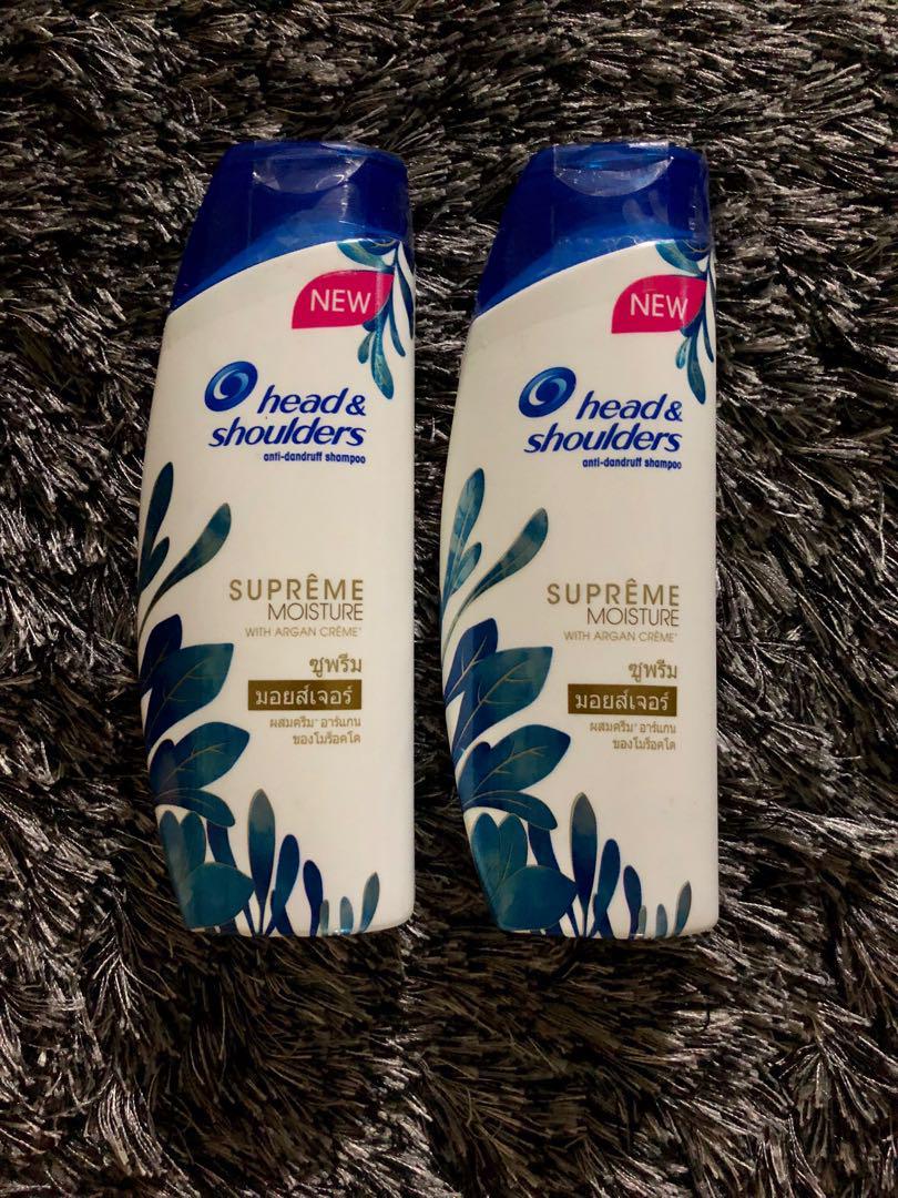 Reserved Bnew Head Shoulders Supreme Moisture Shampoo Beauty Personal Care Hair On Carousell