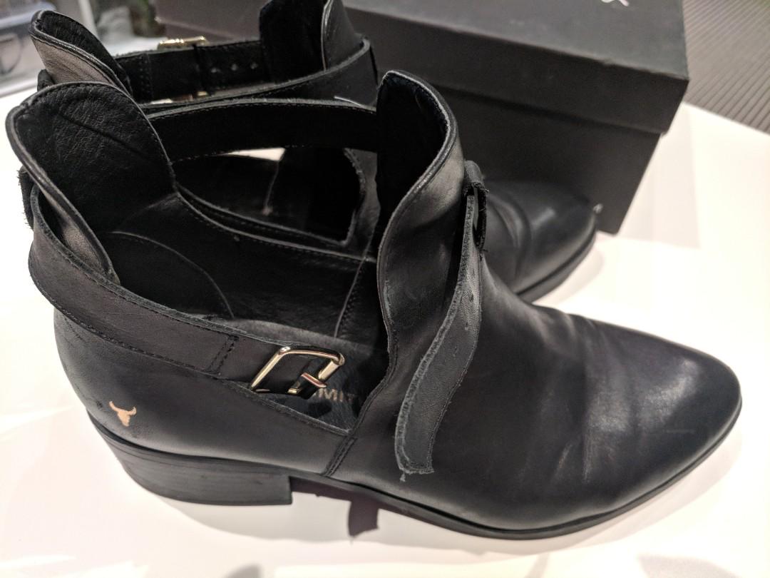 Windsor Smith Rowina Black Weather size 8 Women s Fashion Shoes