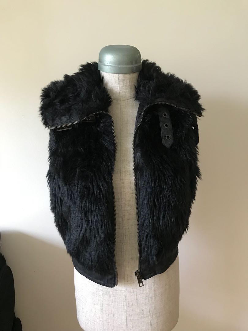 Zara Fur Vest Women s Fashion Coats Jackets and Outerwear on