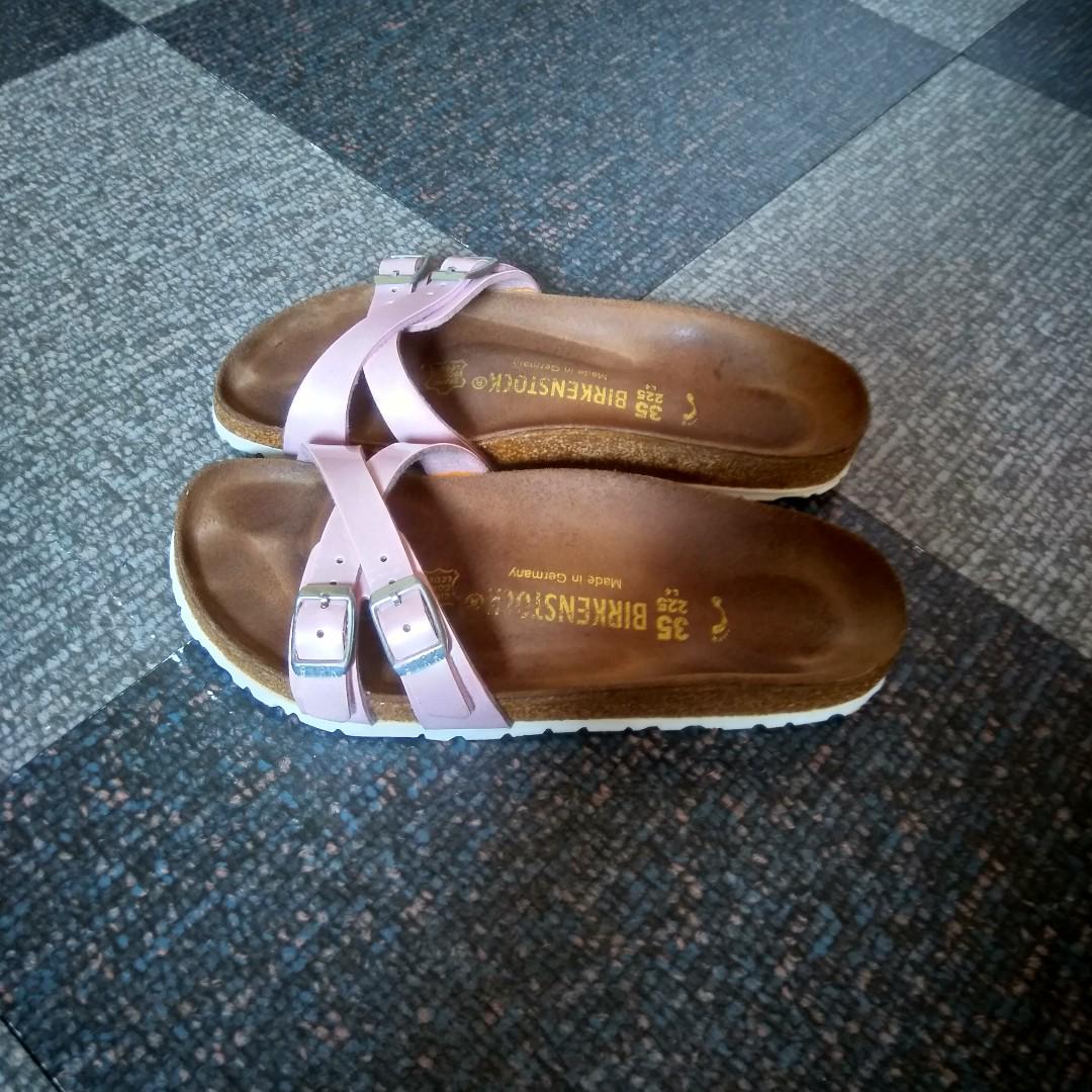 Birkenstock almere sales birko flor