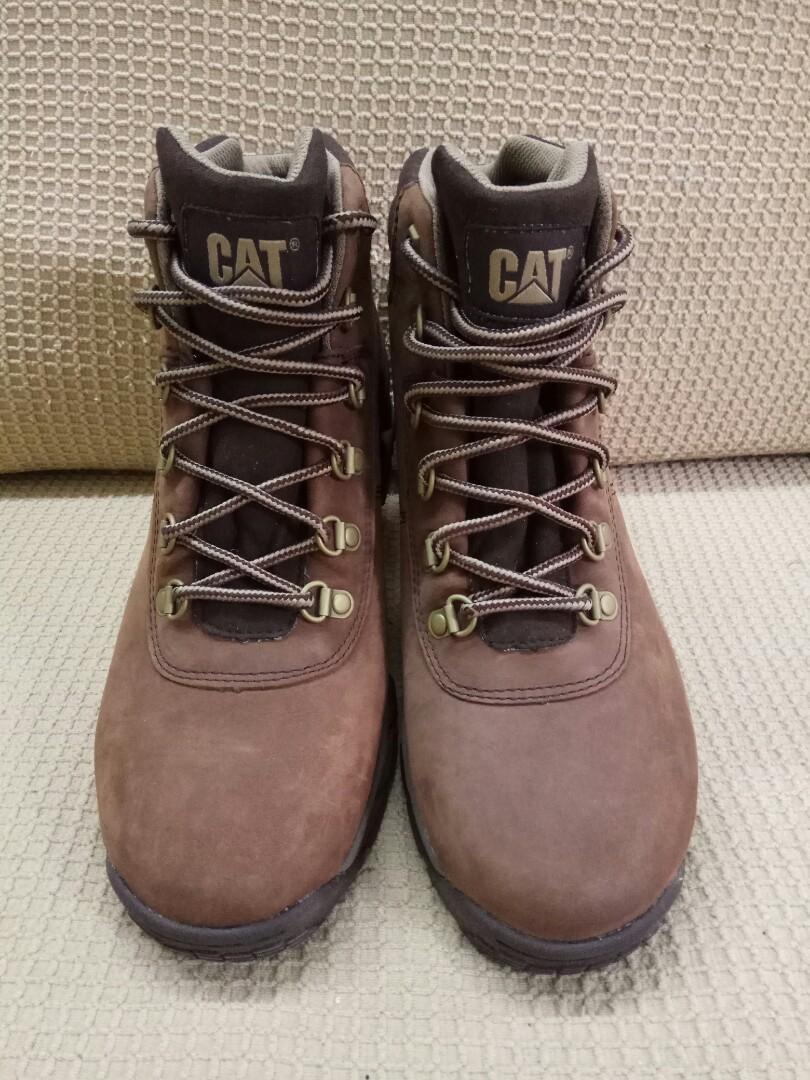 caterpillar hiking boots