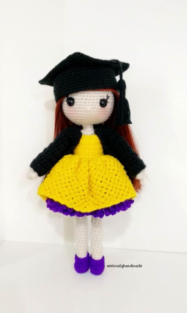 crochet graduation doll