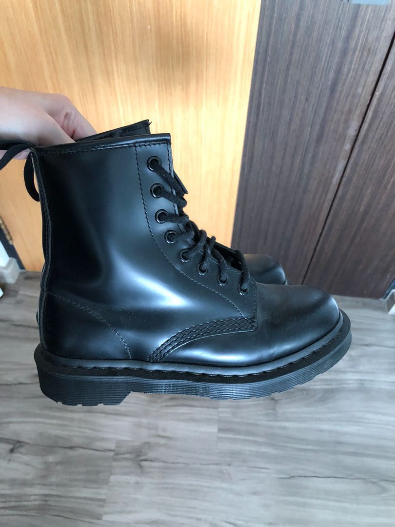dr martens 6735