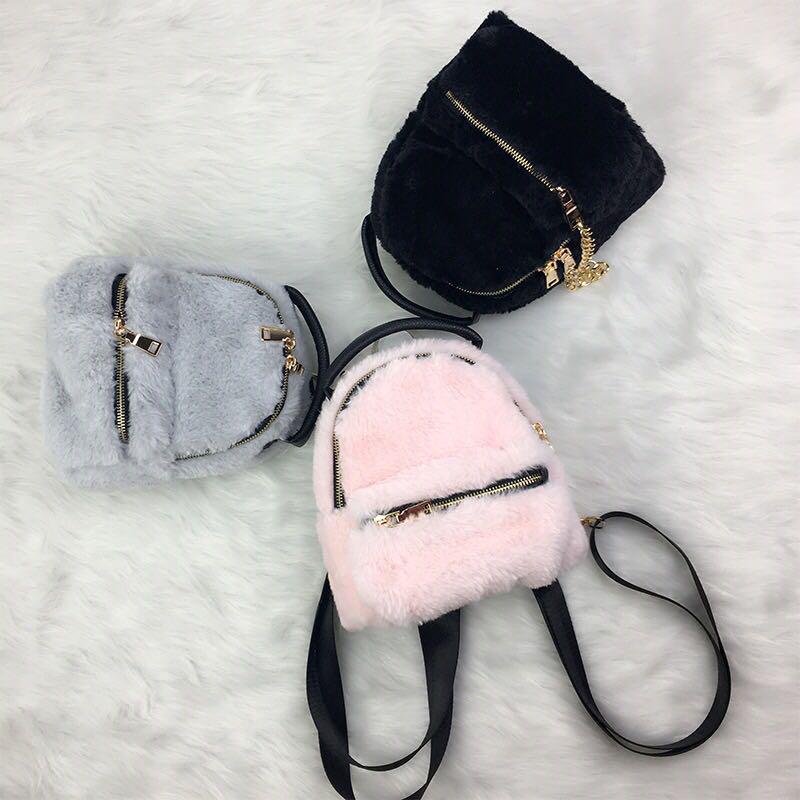 قطف او يقطف تعانق مثلث furry backpack