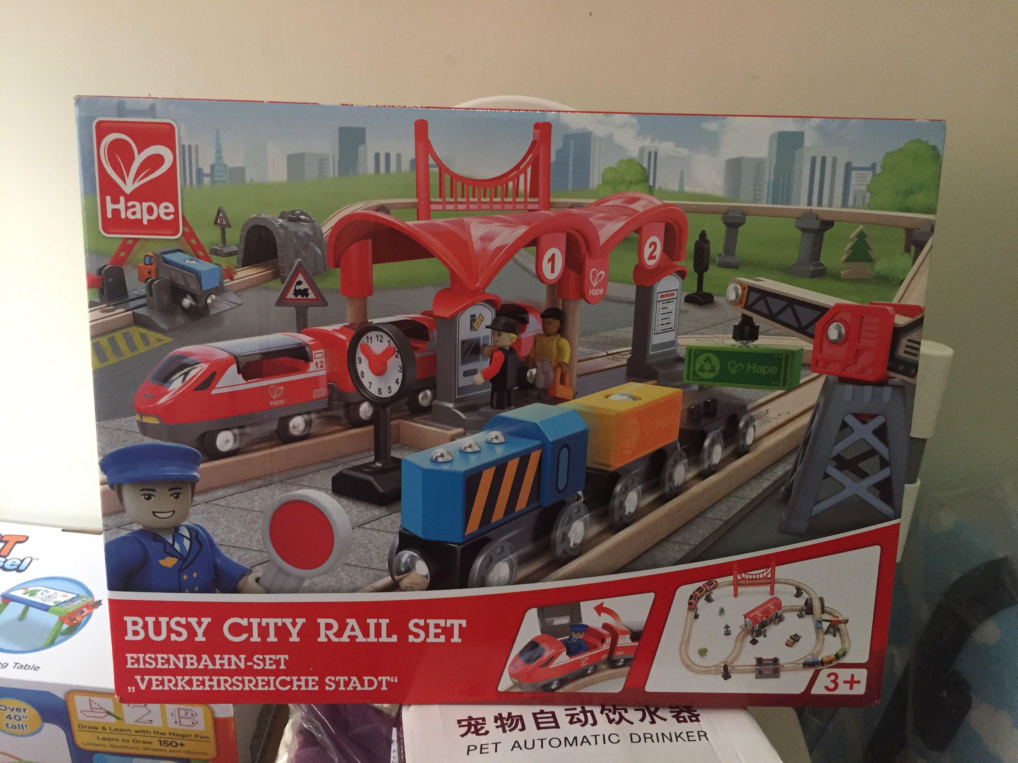 busy city rail set hape