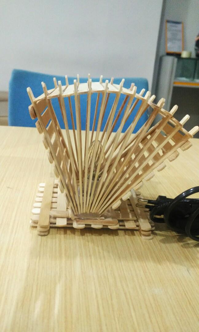 Lampu Belajar Dari Stik Es Krim - Cara Mengajarku