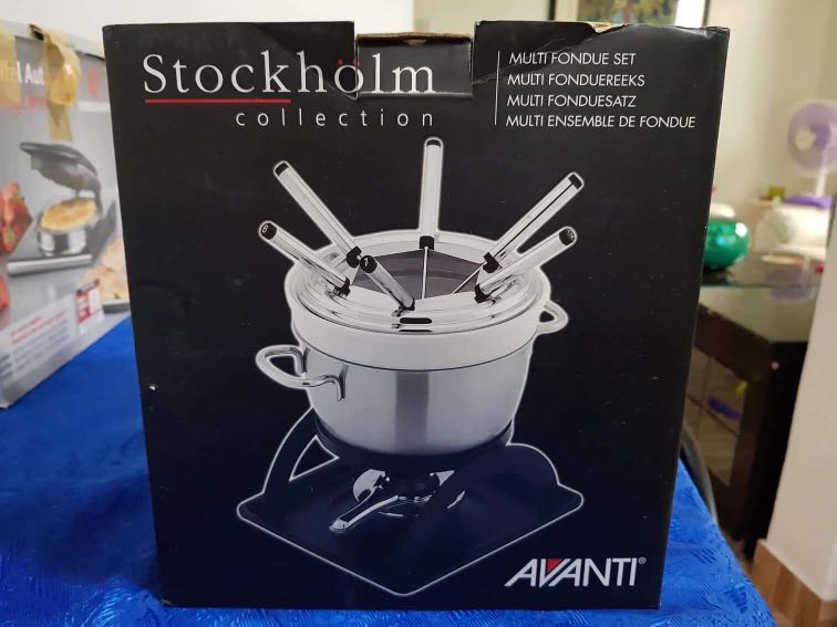 Multi fondue set (Category: Other Kitchen Appliances) located in Las Pinas. Submitted by torben (Listing ID 183543805, Image 1). Description: .