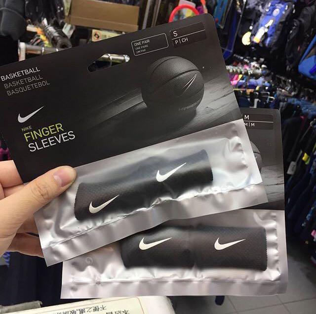 有門市～NIKE 護指 護手指套 FINGER SLEEVES NKS05010, 男裝, 運動服裝 Carousell