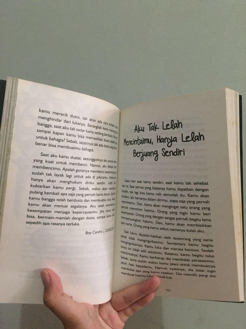 Novel Boy Canda Senja Hujan Cerita Buku Alat Tulis Buku Di Carousell