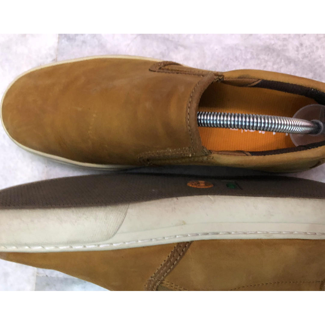 slippers that look like timberlands