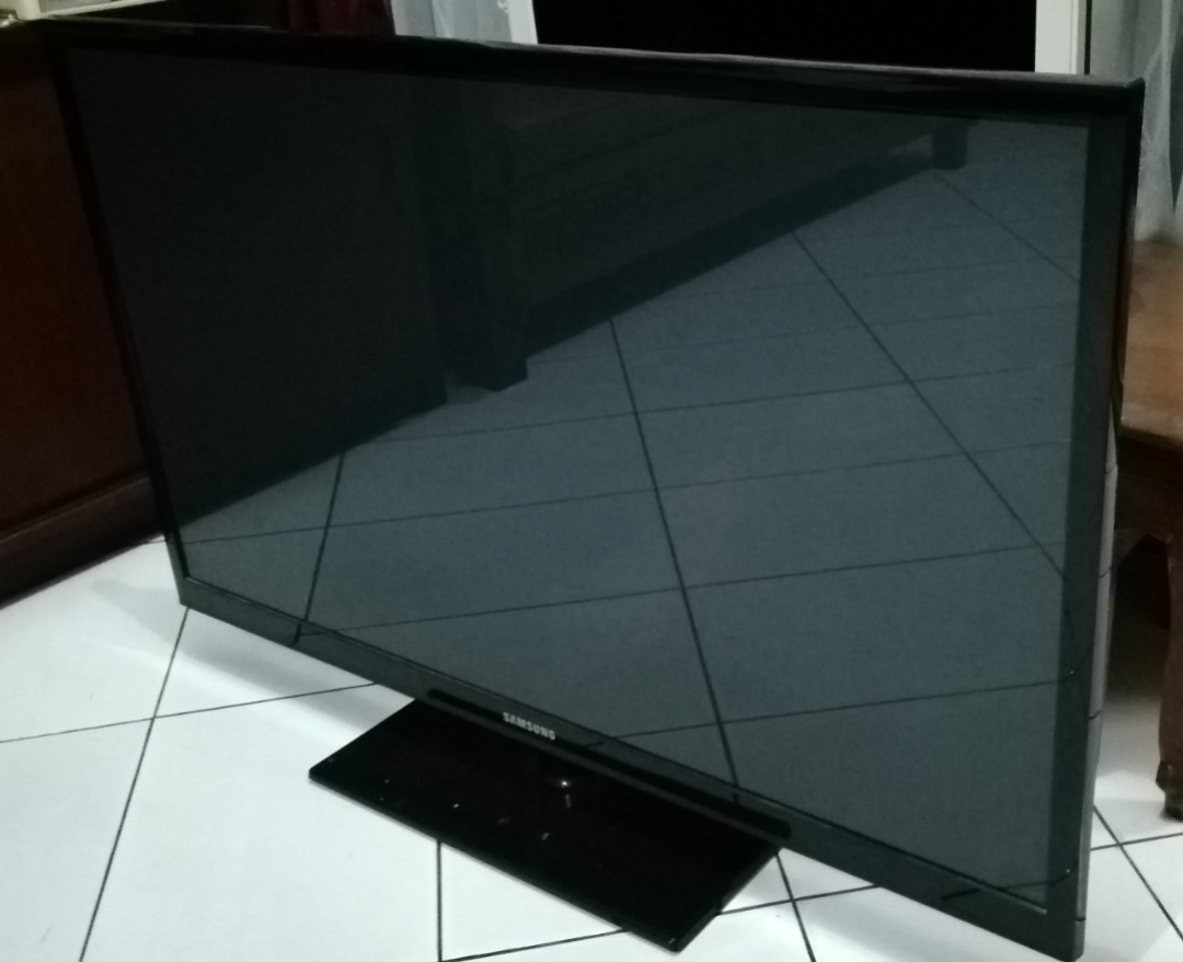 TV Plasma Samsung 51", Elektronik, TV & Perlengkapan Hiburan di Carousell