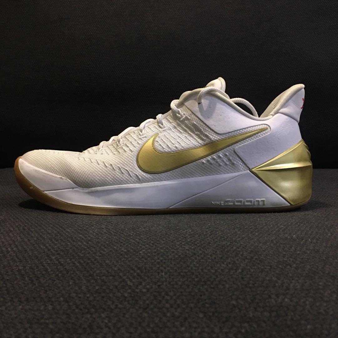 gold kobe ad