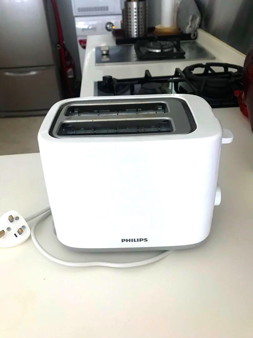 Used toaster, TV & Home Appliances, Kitchen Appliances, Ovens & Toasters on Carousell