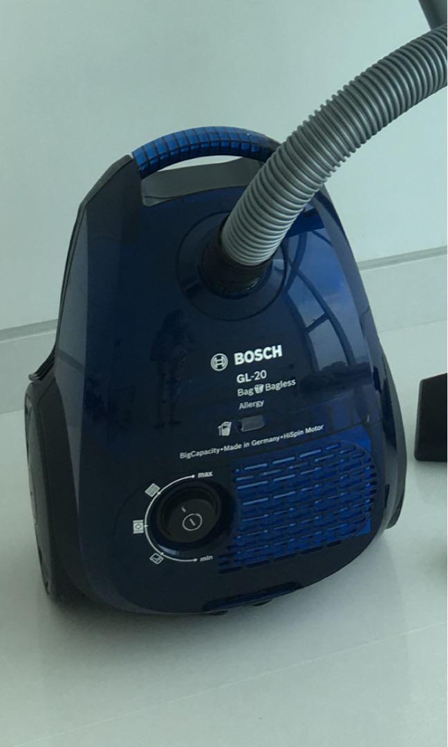 Vacuum Cleaner BOSCH GL20 Bagless, TV & Home Appliances, Vacuum