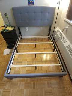 Double/Full bed frame + box spring