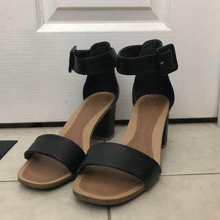Novo Heels Buckle Shoes