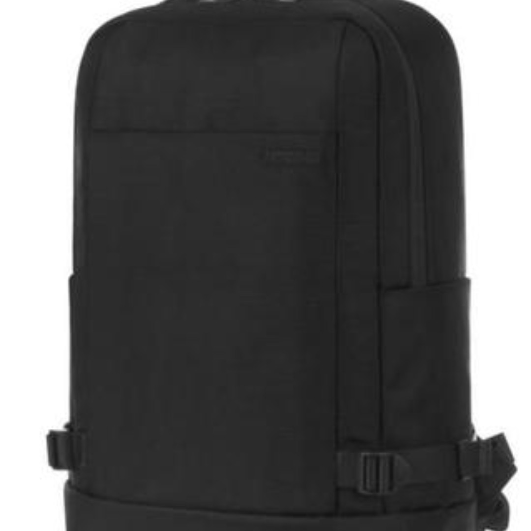american tourister milton