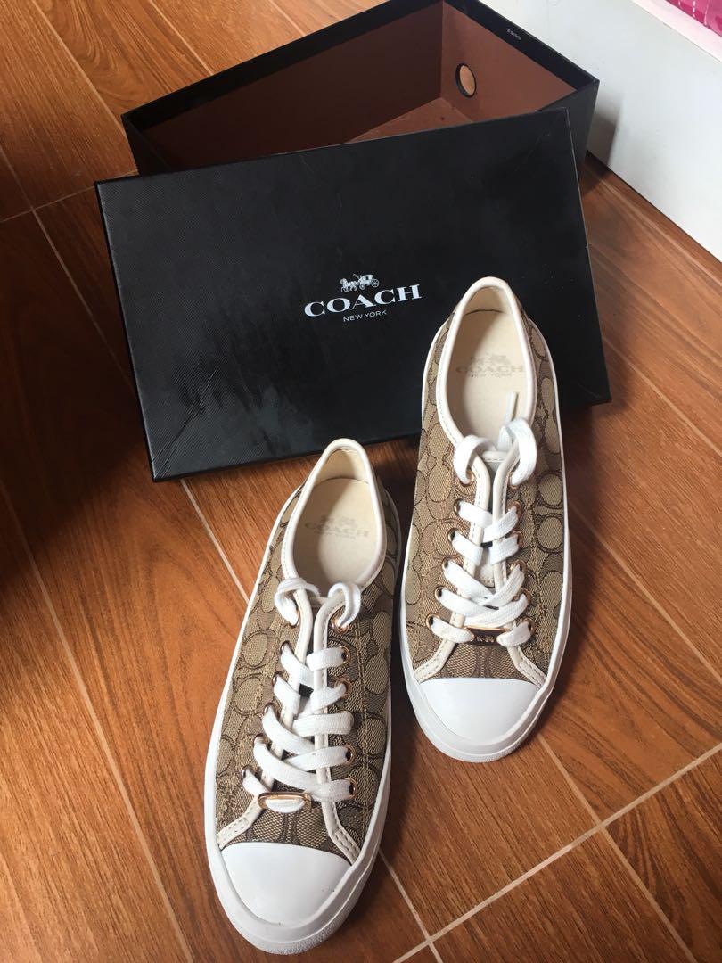 Coach shoes used once only Women s Fashion Footwear Loafers on Carousell