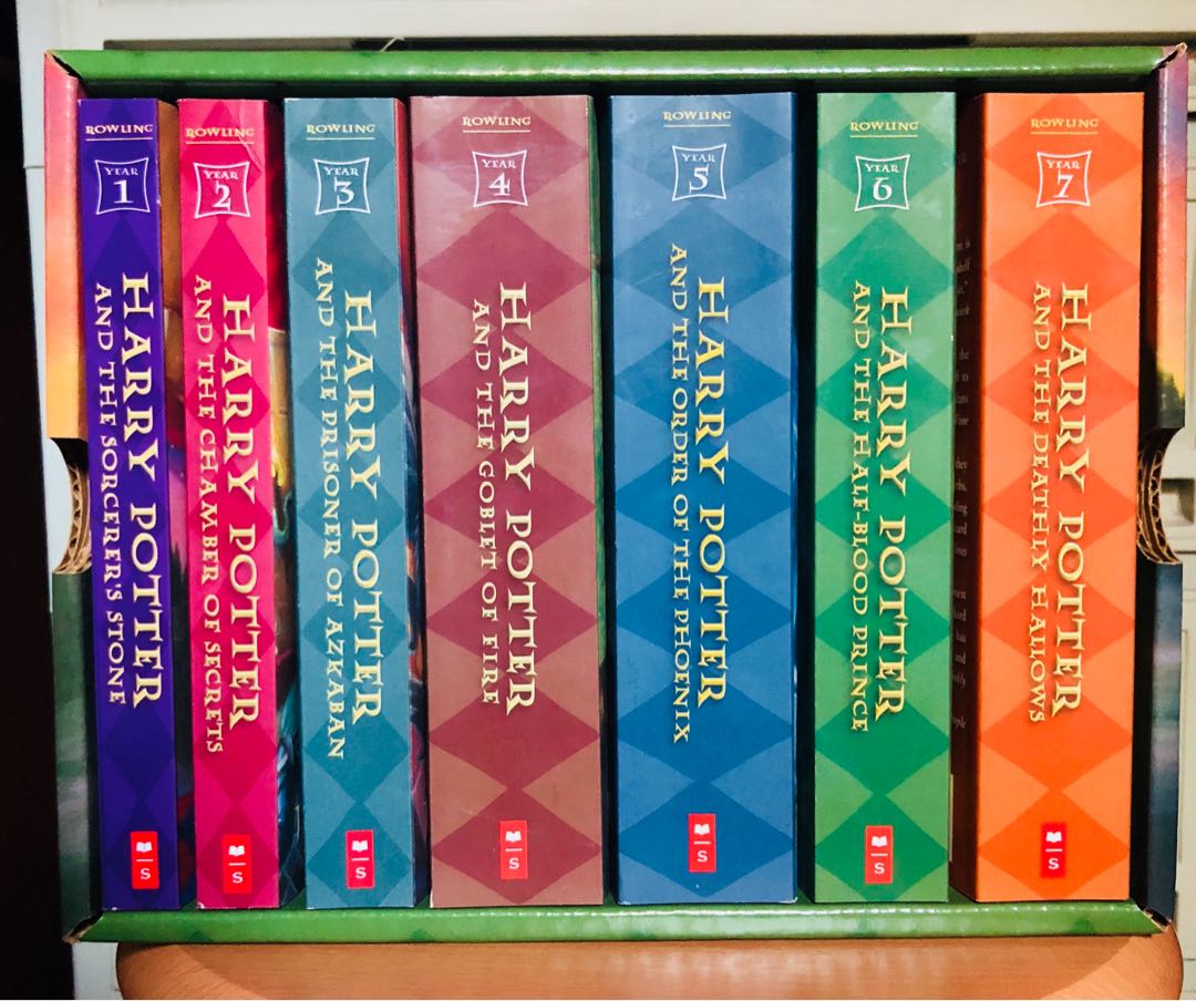 Harry Potter Collectors Edition Set by JK Rowling, Hobbies & Toys, Books & Magazines, Textbooks