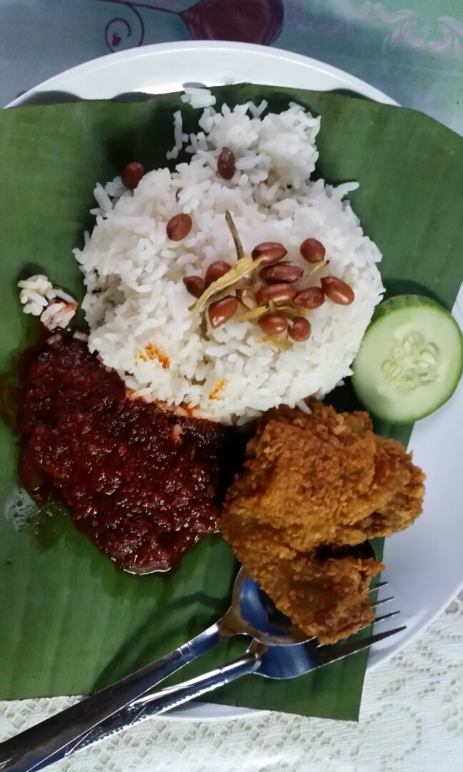 Dua Ayam Nasi Lemak Picture Of Kfc Johor Bahru Tripadvisor