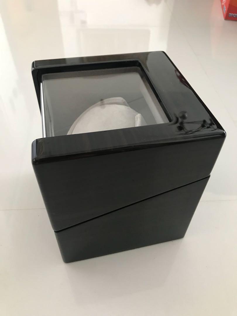 Pangea hotsell watch winder