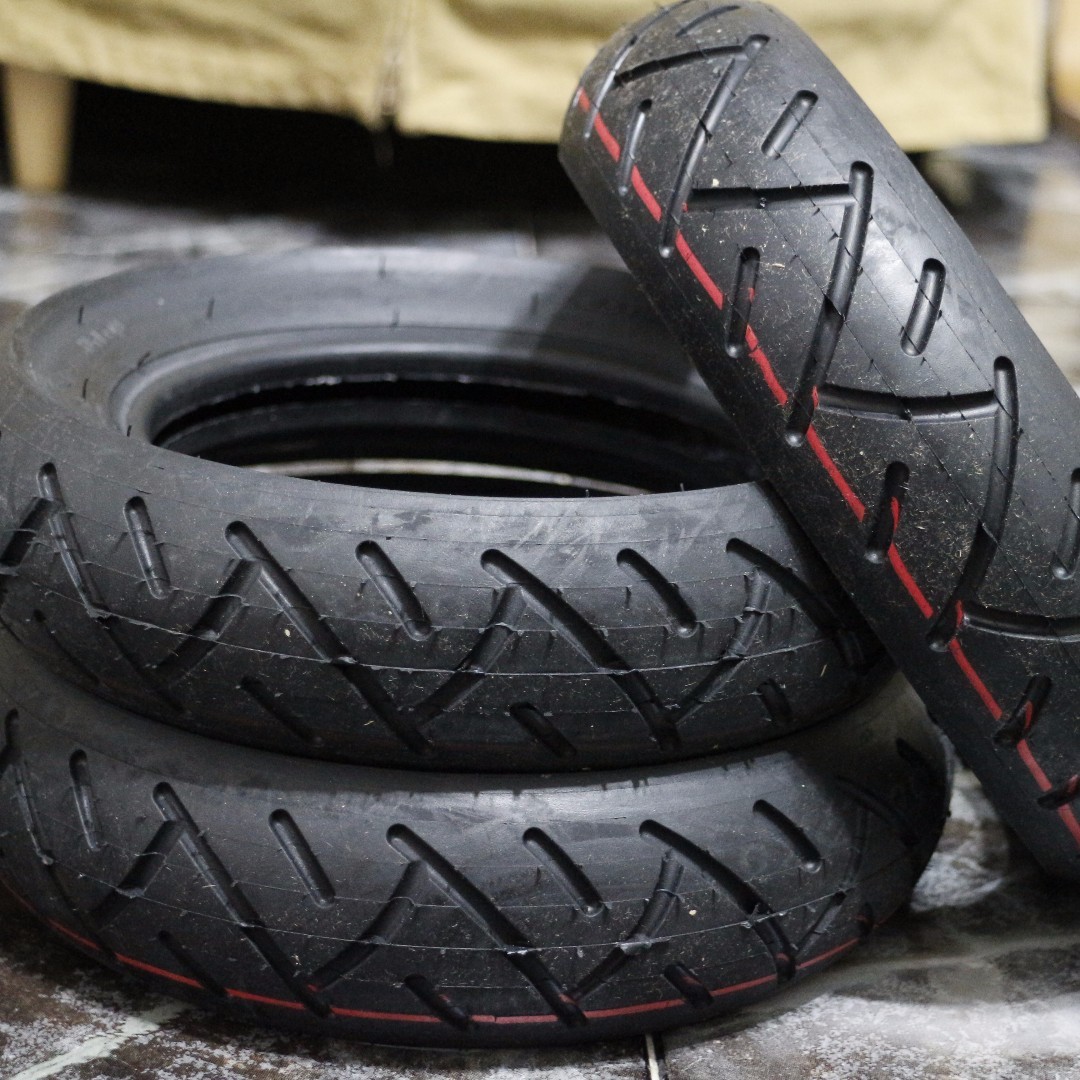 *PRICE LOWERED* Tyres / Tubes for escooter, Sports Equipment, PMDs, E