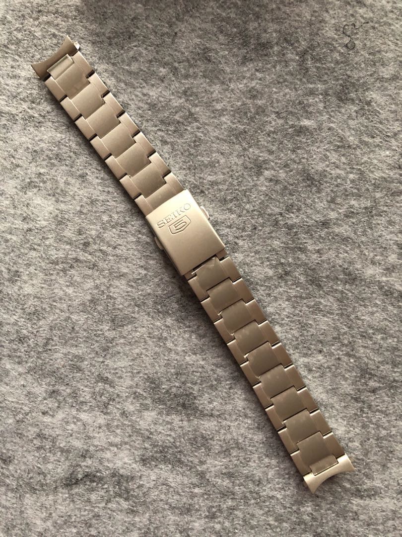 Seiko SNK809 bracelet Luxury Watches on Carousell