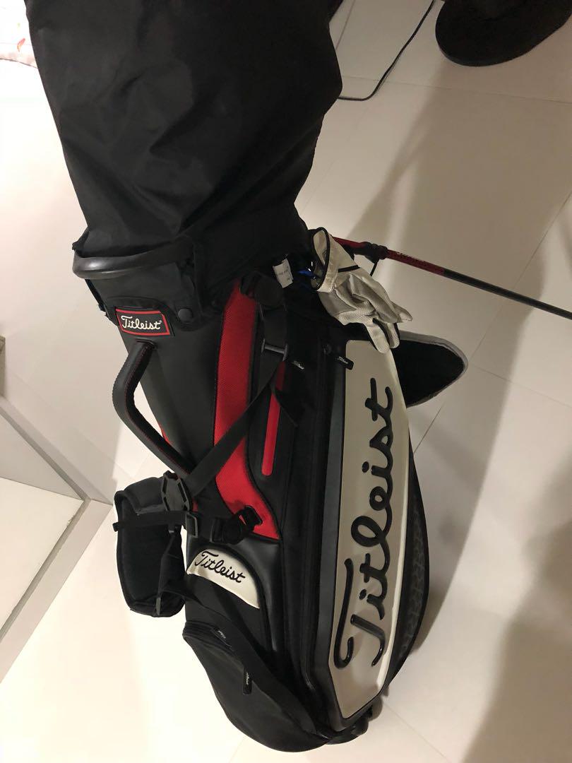 Titleist stand bag without hood, Sports Equipment, Sports & Games, Golf on  Carousell