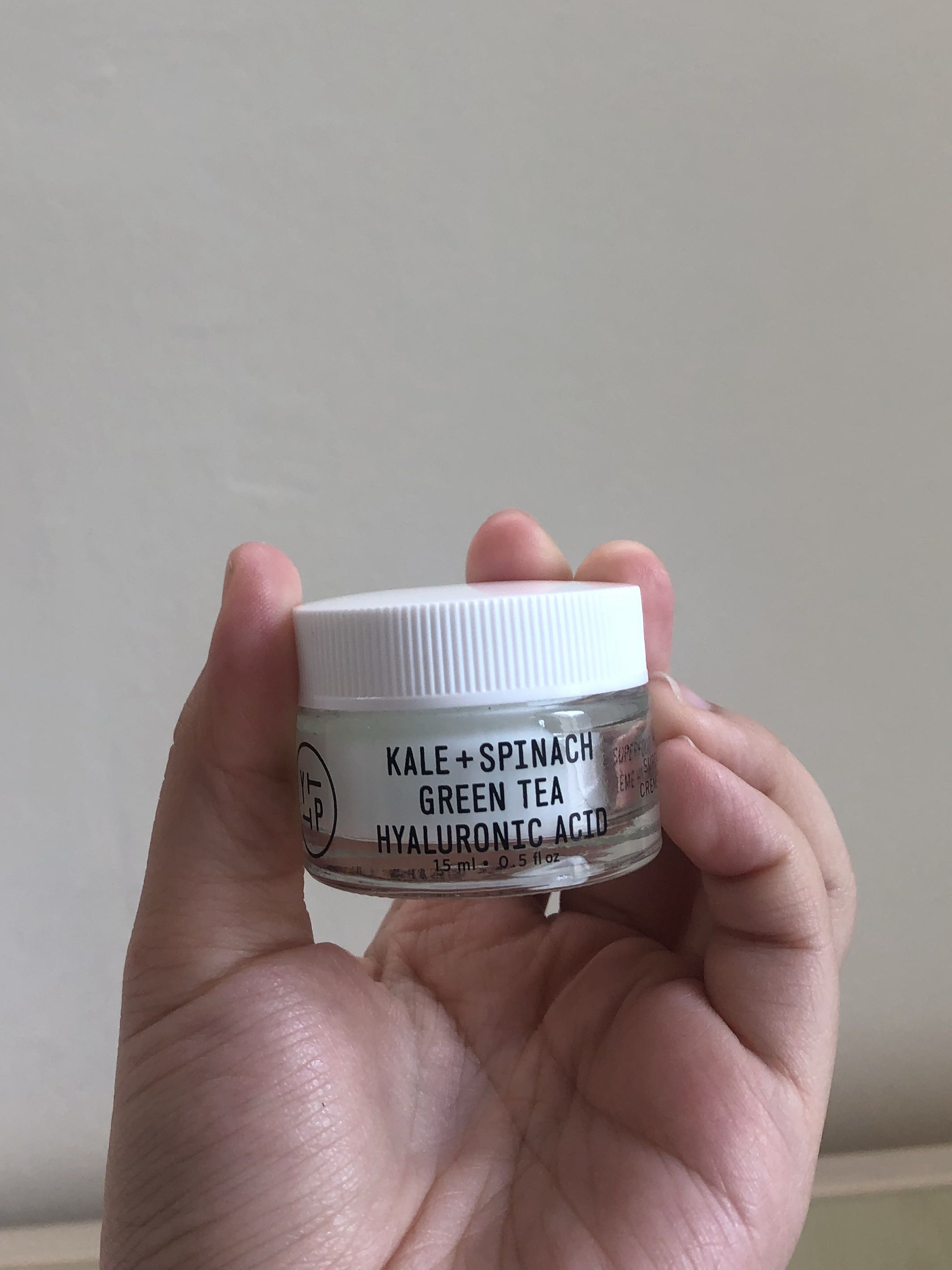 youth to the people superfood hyaluronic acid moisturizer