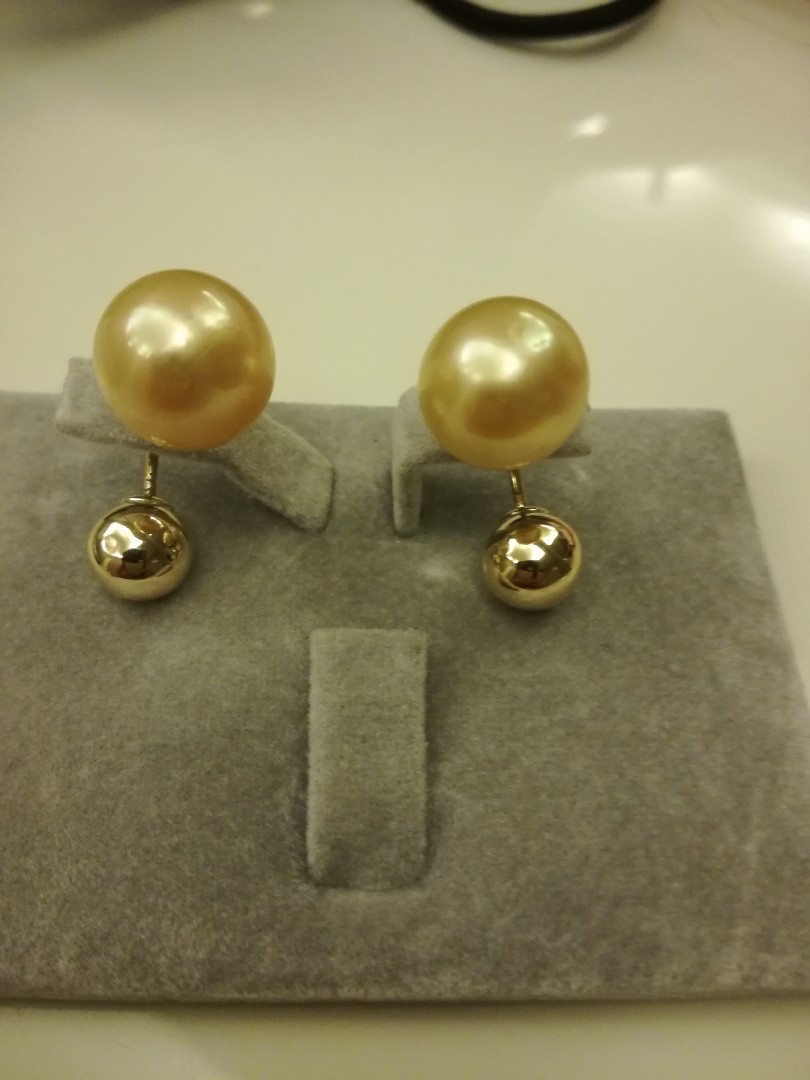 dior style earrings