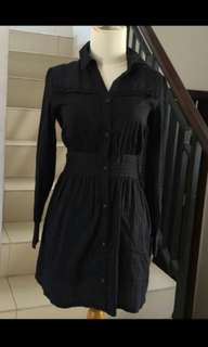 Baju terusan hitam