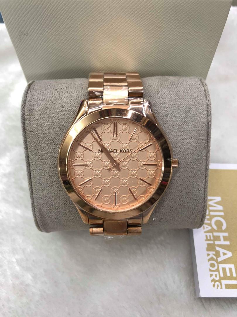 michael kors watch on hand