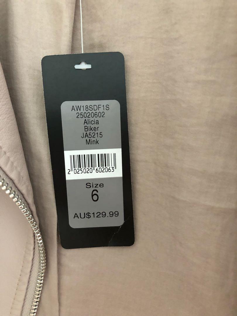 BNWT Forever New Alicia Biker Jacket Women s Fashion Coats Jackets and Outerwear on Carousell