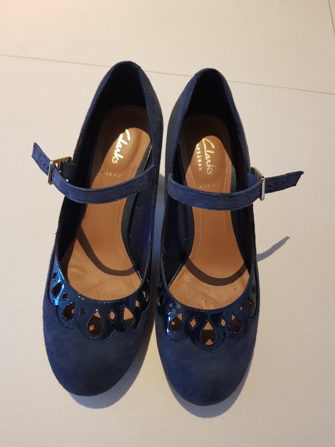 clarks navy blue heels