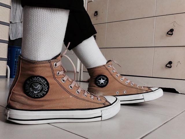 converse ramones