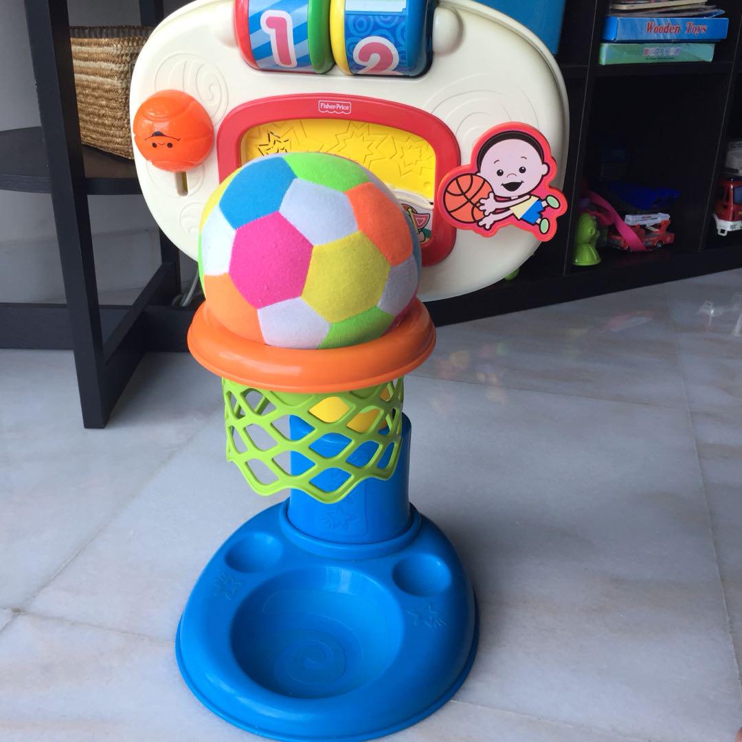Fisher Price Brilliant Basics Dunk N Cheer Basketball Babies