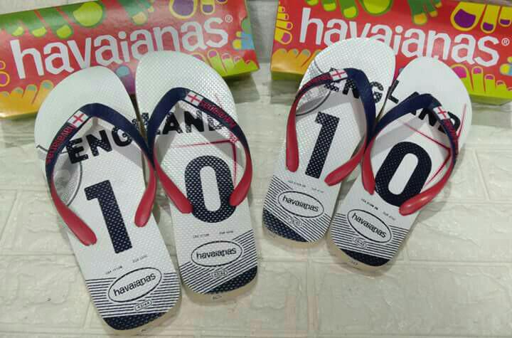 Havaianas Couple FIFA Inspired Slippers