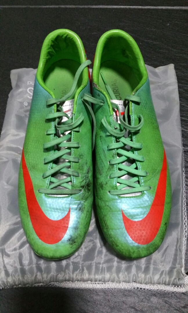nike artificial grass football boots