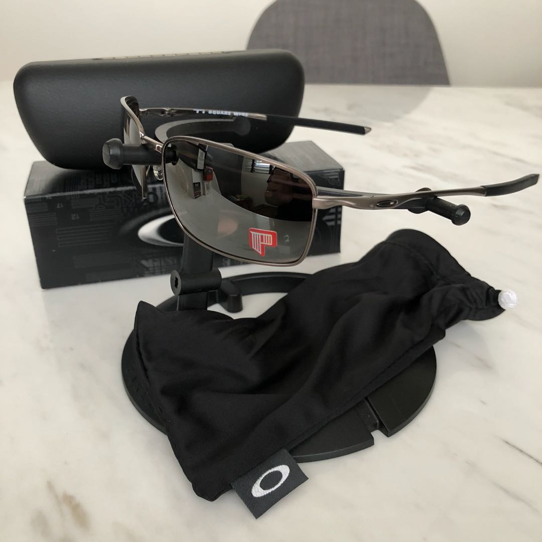 Oakley square clearance wire titanium
