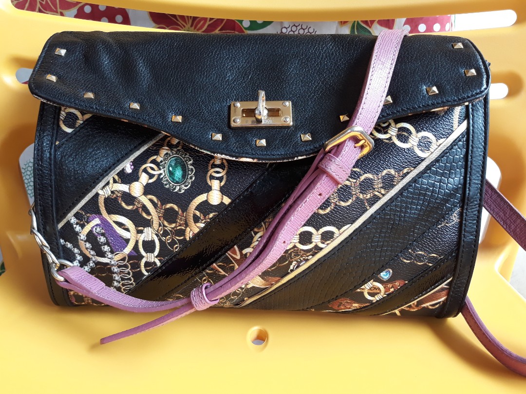 sonovi sling bag