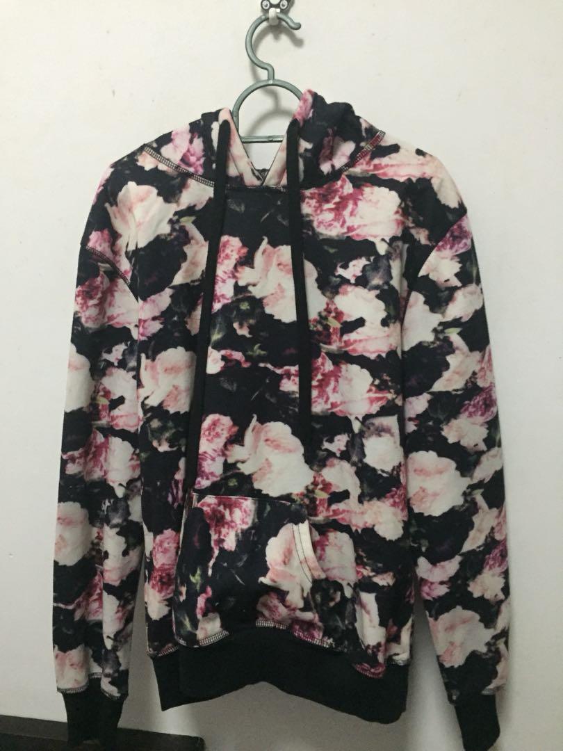 Supreme sales floral sweater