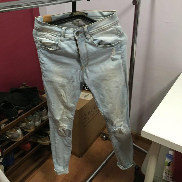 grey ripped jeans mens zara
