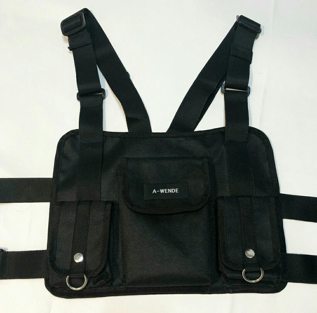 Awende black chest bag vest